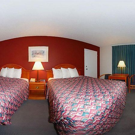 Rodeway Inn Cow Palace Ламар Экстерьер фото